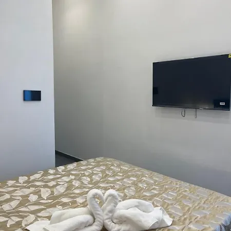 Time Oda ve Kahvaltı 3*